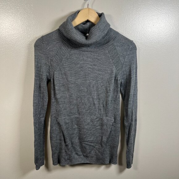 Lululemon Sweat and Savasana Merino Wool Turtleneck Sweater Size 2 Gray Cozy - Picture 1 of 9